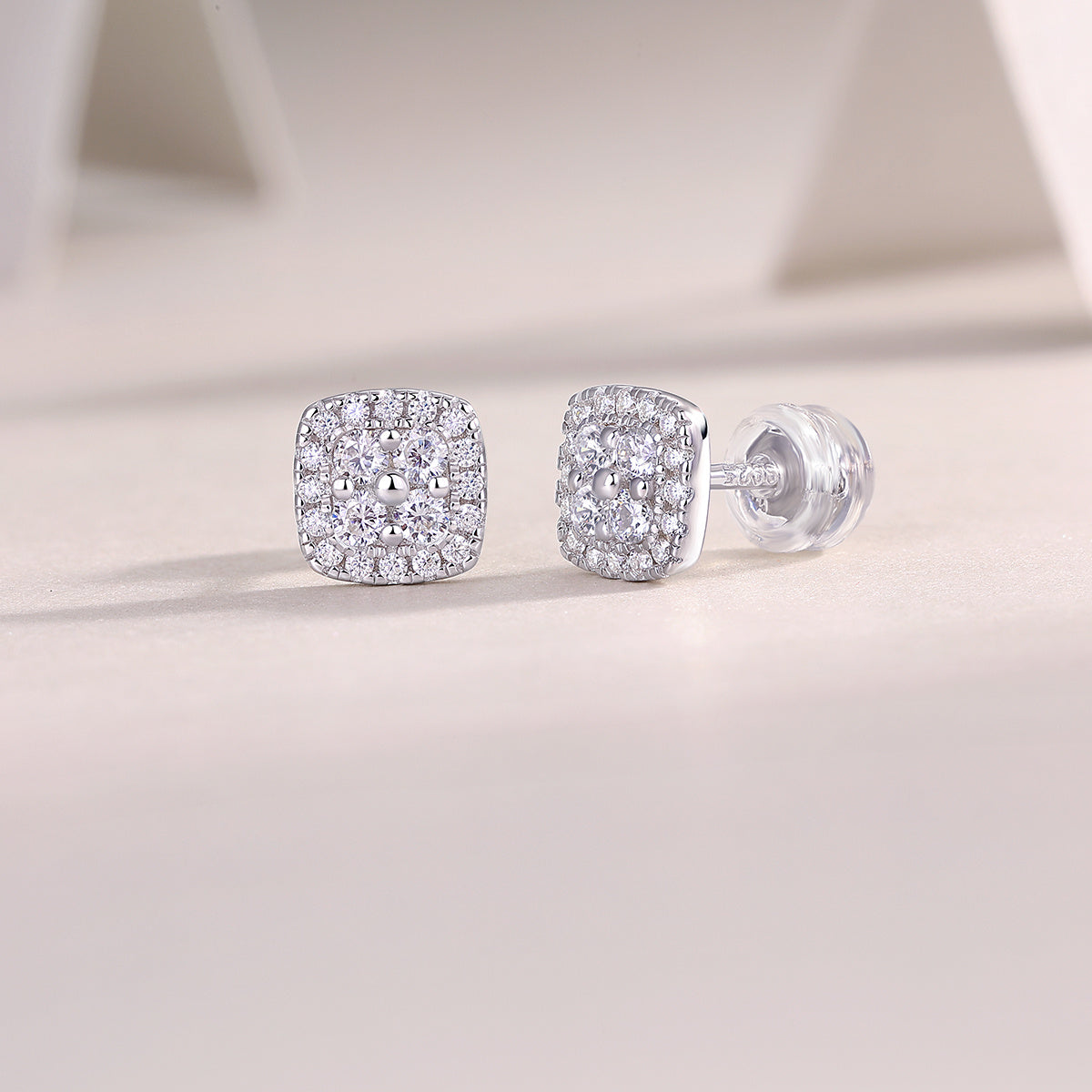 Fog Sea - Fashionable And Luxurious Diamond Jewelry Set With Moissanite S925 Sterling Silver And Platinum-plated Stud Earrings