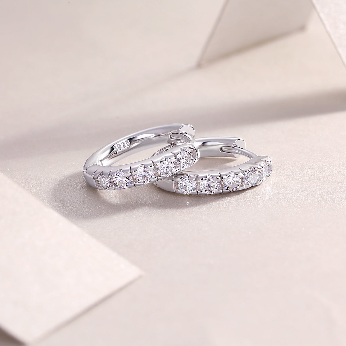 Summer Iced Tea - Fashionable And Luxurious Diamond Jewelry Set With Moissanite S925 Sterling Silver And Platinum-plated Stud Earrings