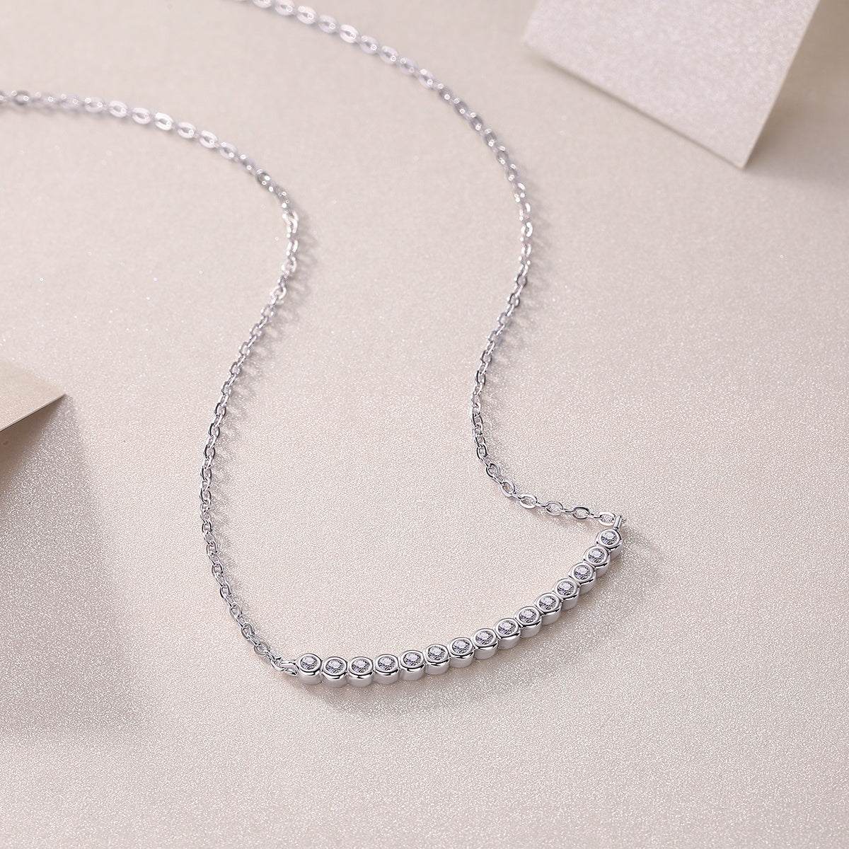 Floating World - Fashionable And Luxurious Diamond Jewelry Pendant Set With Moissanite S925 Sterling Silver And Platinum-plated