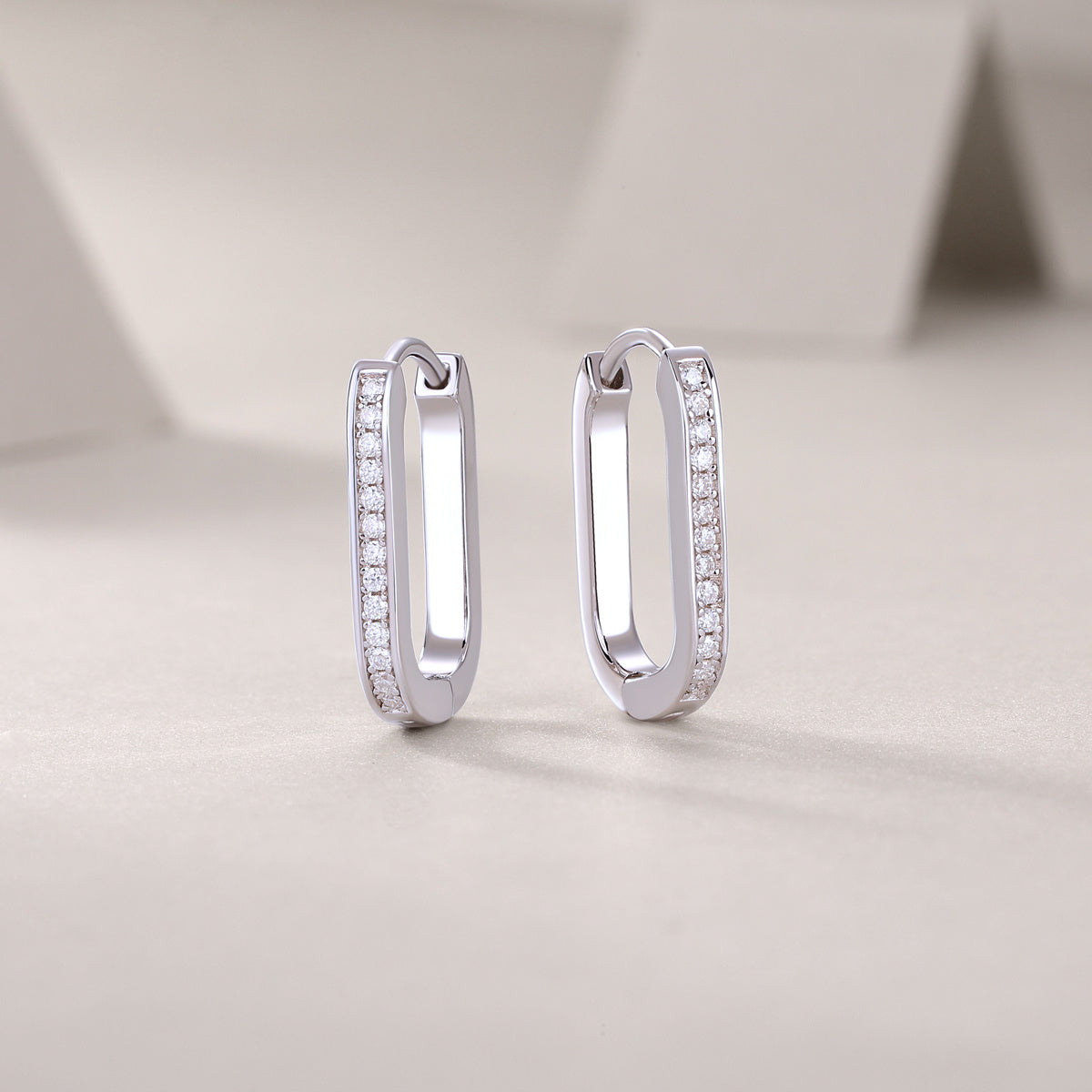 Reincarnation - Fashionable And Luxurious Diamond Jewelry With Moissanite S925 Sterling Silver And Platinum-plated Stud Earrings