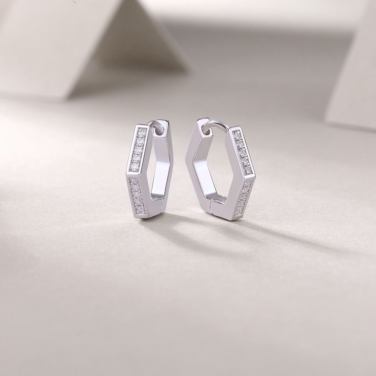 State Of Mind - Fashionable And Luxurious Diamond Jewelry Set With Moissanite S925 Sterling Silver And Platinum-plated Stud Earrings