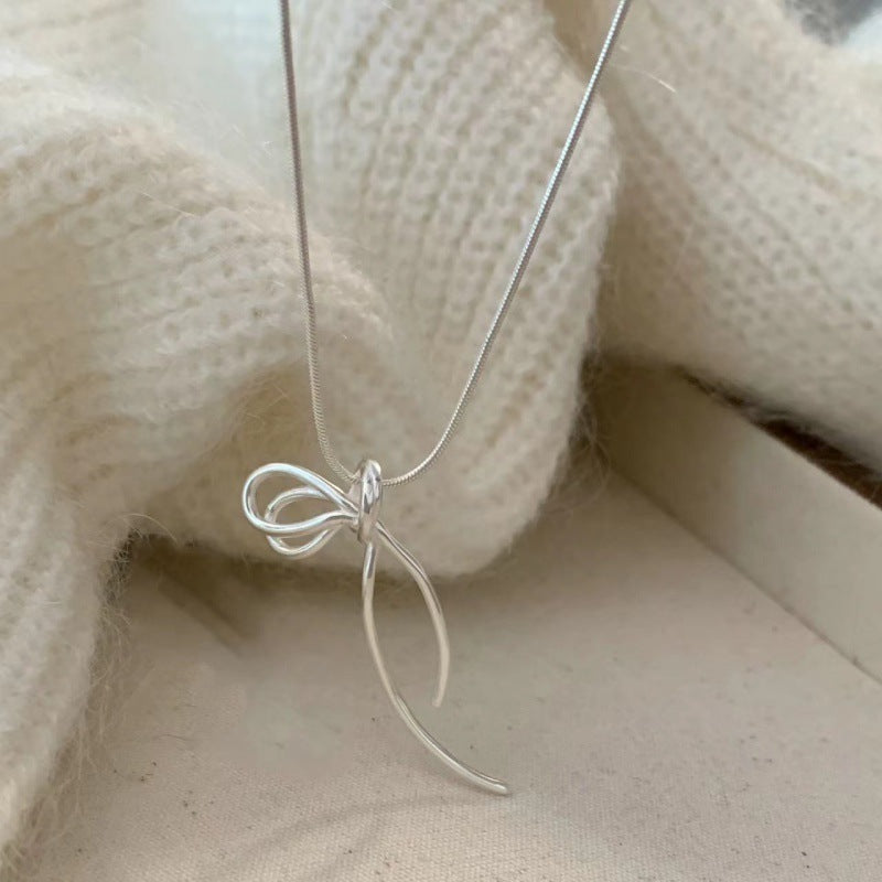 Women's Minimalist Ribbon Bow Necklace