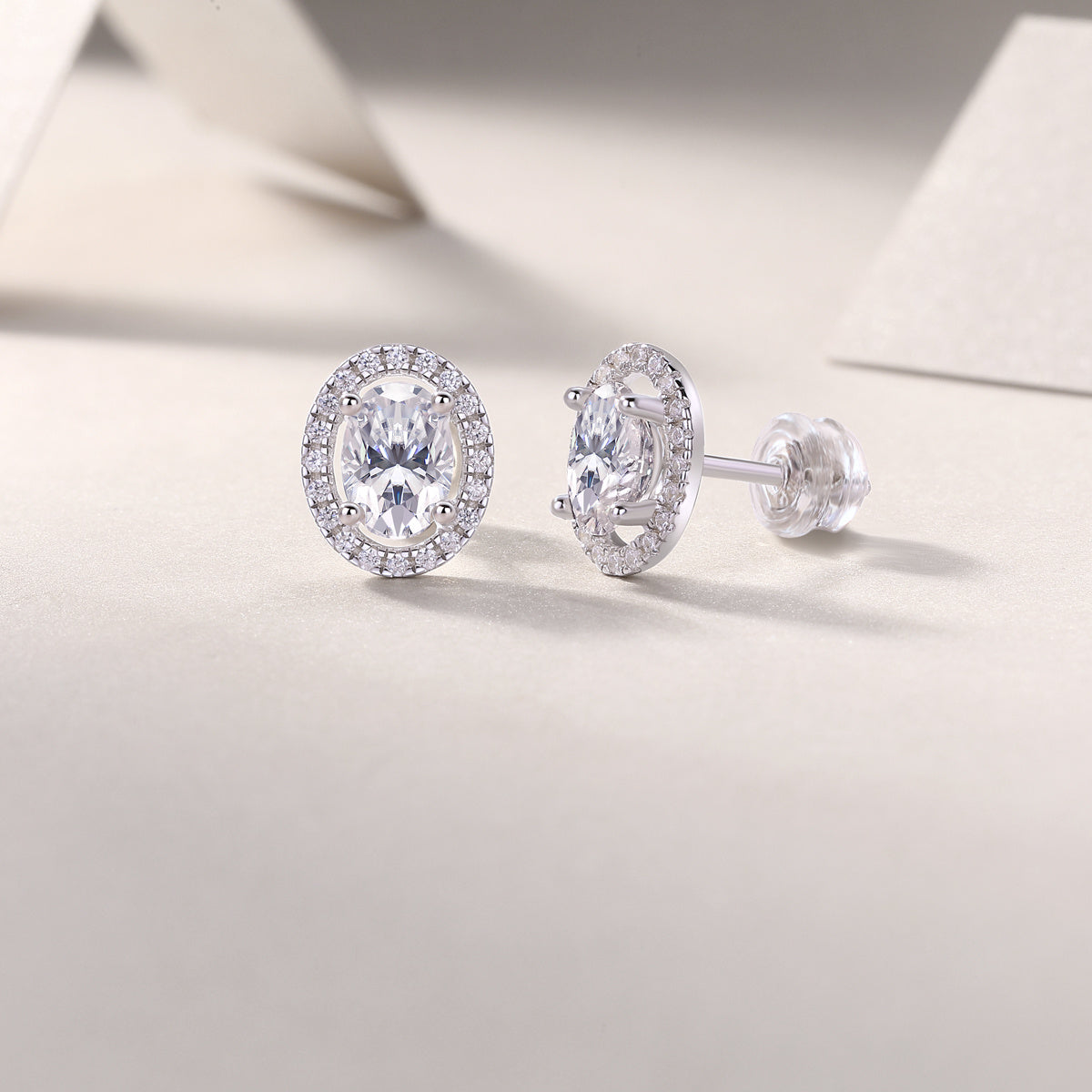 Phantom Night - Fashionable And Luxurious Diamond Jewelry Set With Moissanite S925 Sterling Silver And Platinum-plated Stud Earrings