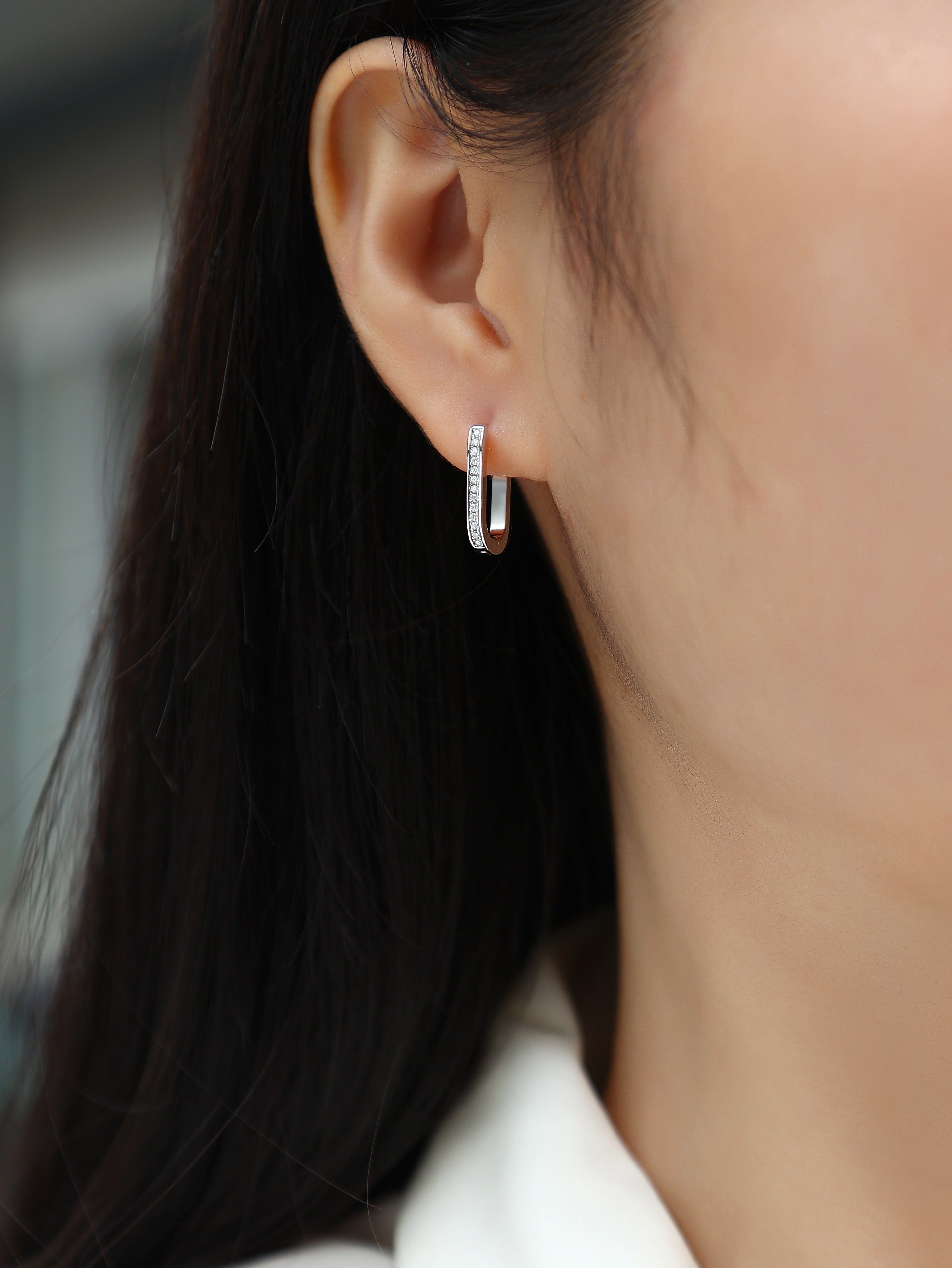 Reincarnation - Fashionable And Luxurious Diamond Jewelry With Moissanite S925 Sterling Silver And Platinum-plated Stud Earrings